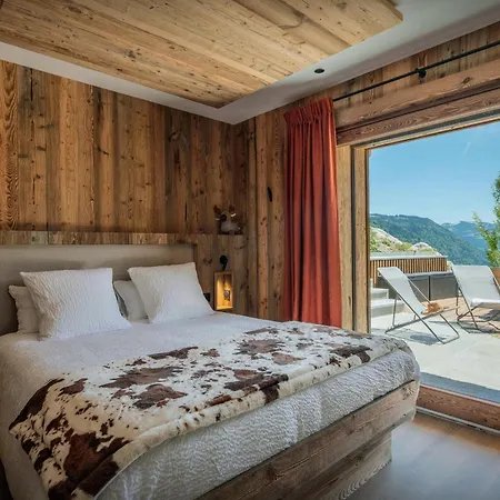 La Veya - Ovo Network Chalet